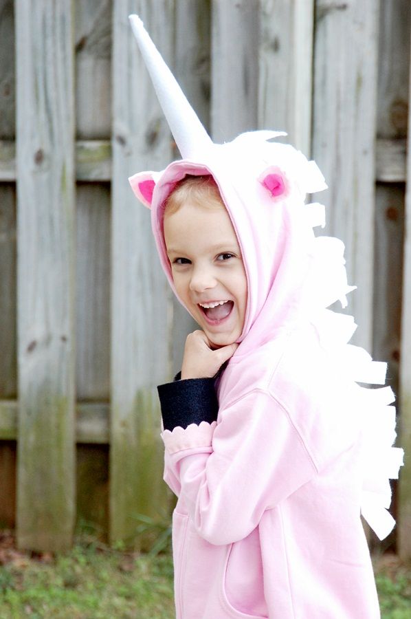Just Deanna Make this Unicorn costume tutorial